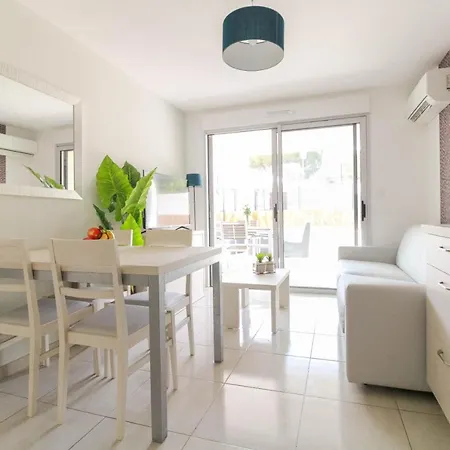 Apartment Select'sohome - Le Poseidon - Piscine & Parking - Pour 4 Personnes - Pos03