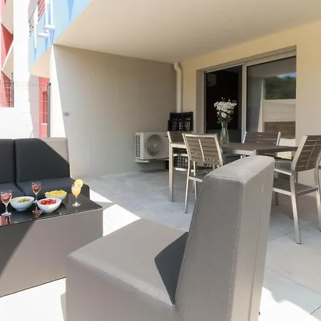 Apartment Select'sohome - Le Poseidon - Piscine & Parking - Pour 4 Personnes - Pos03